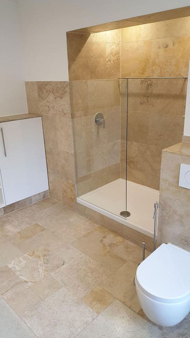 Prenájom domu 155 m², pozemek 300 m², Am kollergang 4, Nittendorf, Bavorsko Prenájom domu 155 m², pozemek 300 m², Am kollergang 4, Nittendorf, Bavorsko