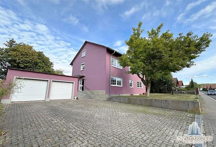 Predaj domu 185 m², pozemek 841 m², Kolpingstraße 3, Külsheim, Bádensko-Wurttembersko Predaj domu 185 m², pozemek 841 m², Kolpingstraße 3, Külsheim, Bádensko-Wurttembersko