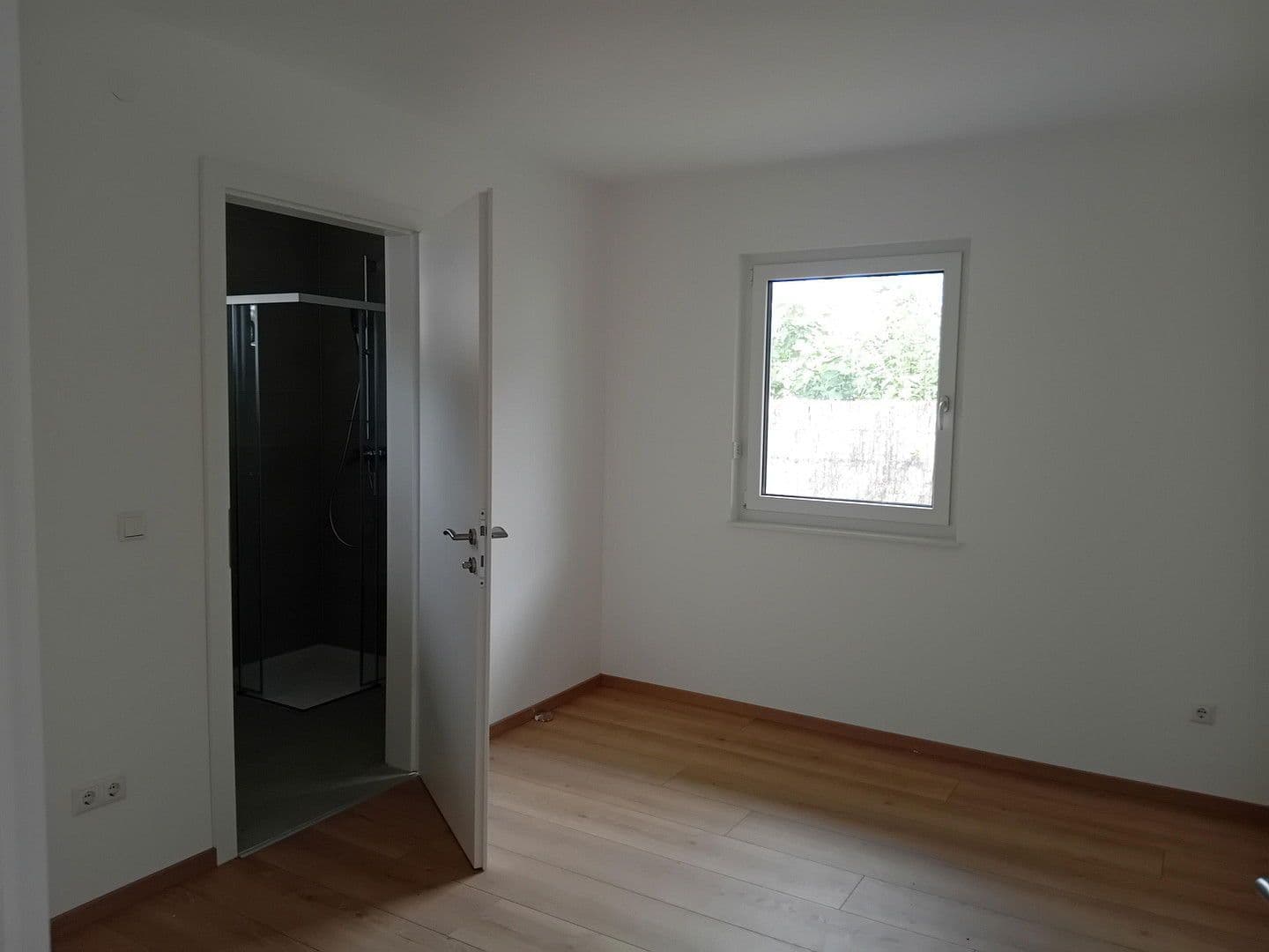 Prenájom domu 97 m², pozemek 564 m², Gerasdorf bei Wien (Oberlisse), Dolné Rakúsko Prenájom domu 97 m², pozemek 564 m², Gerasdorf bei Wien (Oberlisse), Dolné Rakúsko