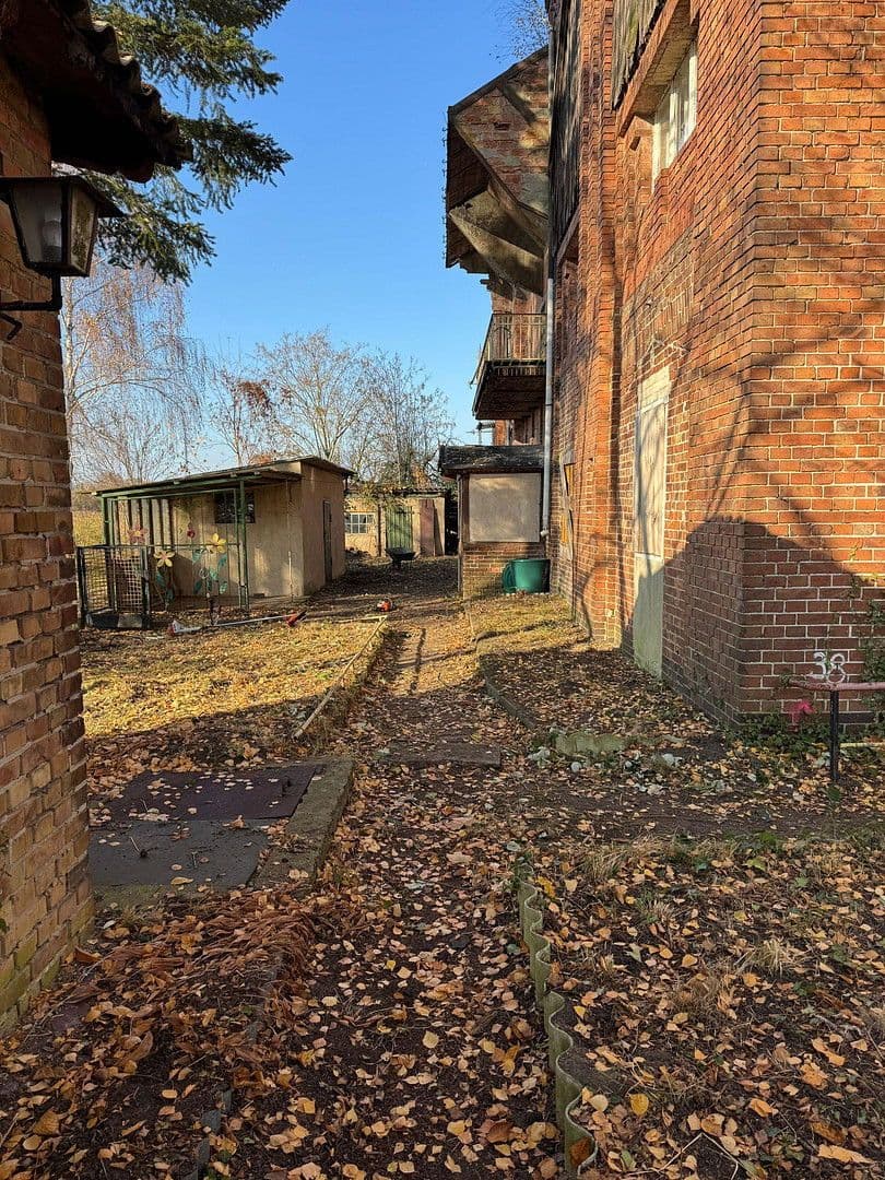 Predaj domu 800 m², pozemek 1.500 m², Neuhardenberg, Brandenbursko Predaj domu 800 m², pozemek 1.500 m², Neuhardenberg, Brandenbursko