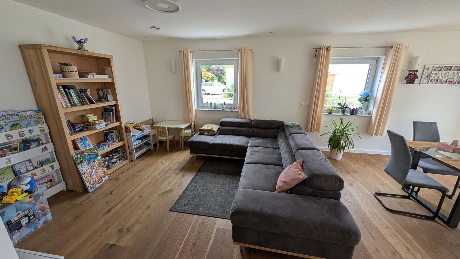 Prenájom domu 190 m², pozemek 578 m², Haiming, Bavorsko Prenájom domu 190 m², pozemek 578 m², Haiming, Bavorsko