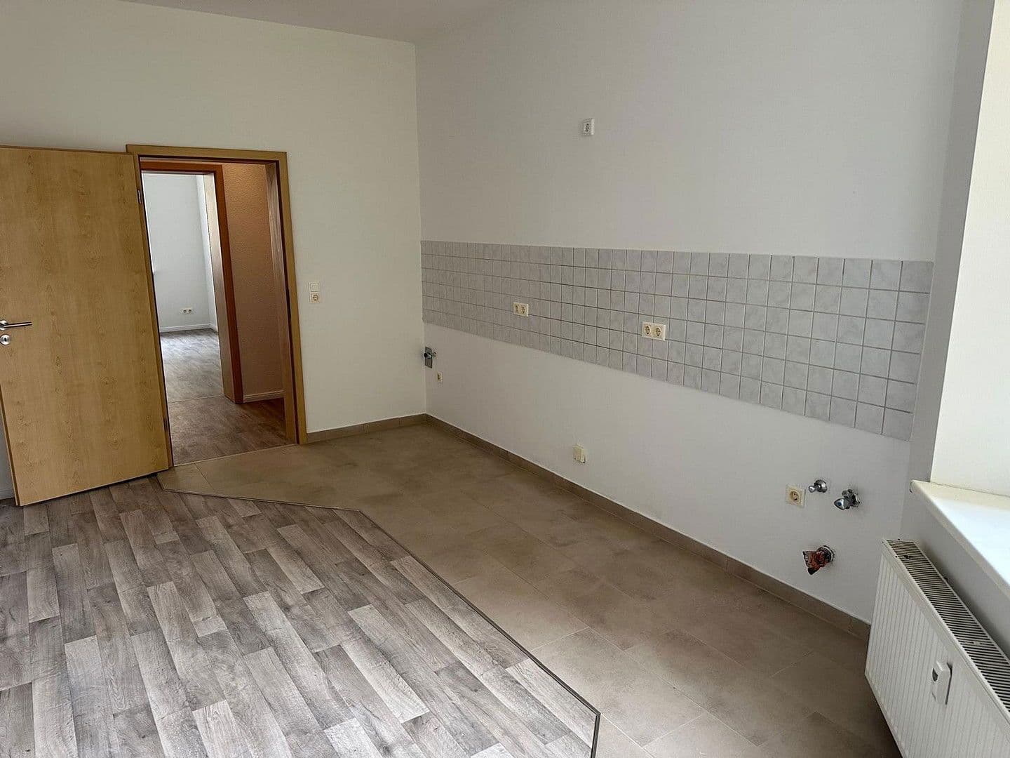 Predaj domu 472 m², pozemek 230 m², Jahnstraße 13, Brandenburg an der Havel, Brandenbursko Predaj domu 472 m², pozemek 230 m², Jahnstraße 13, Brandenburg an der Havel, Brandenbursko