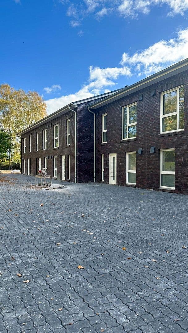 Prenájom domu 131 m², pozemek 85 m², Appelboomtwiete, 10, Alveslohe, Šlezvicko-Holštajnsko Prenájom domu 131 m², pozemek 85 m², Appelboomtwiete, 10, Alveslohe, Šlezvicko-Holštajnsko