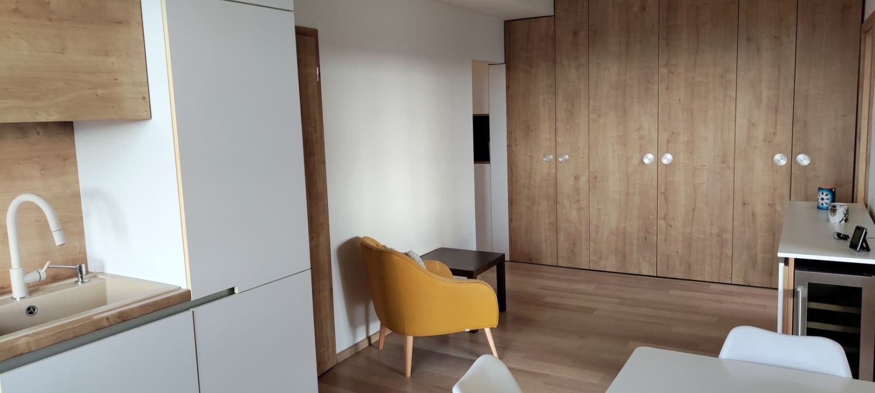 Prenájom bytu 3-izbový 68 m², Pečnianska, Petržalka, Bratislavský kraj Prenájom bytu 3-izbový 68 m², Pečnianska, Petržalka, Bratislavský kraj