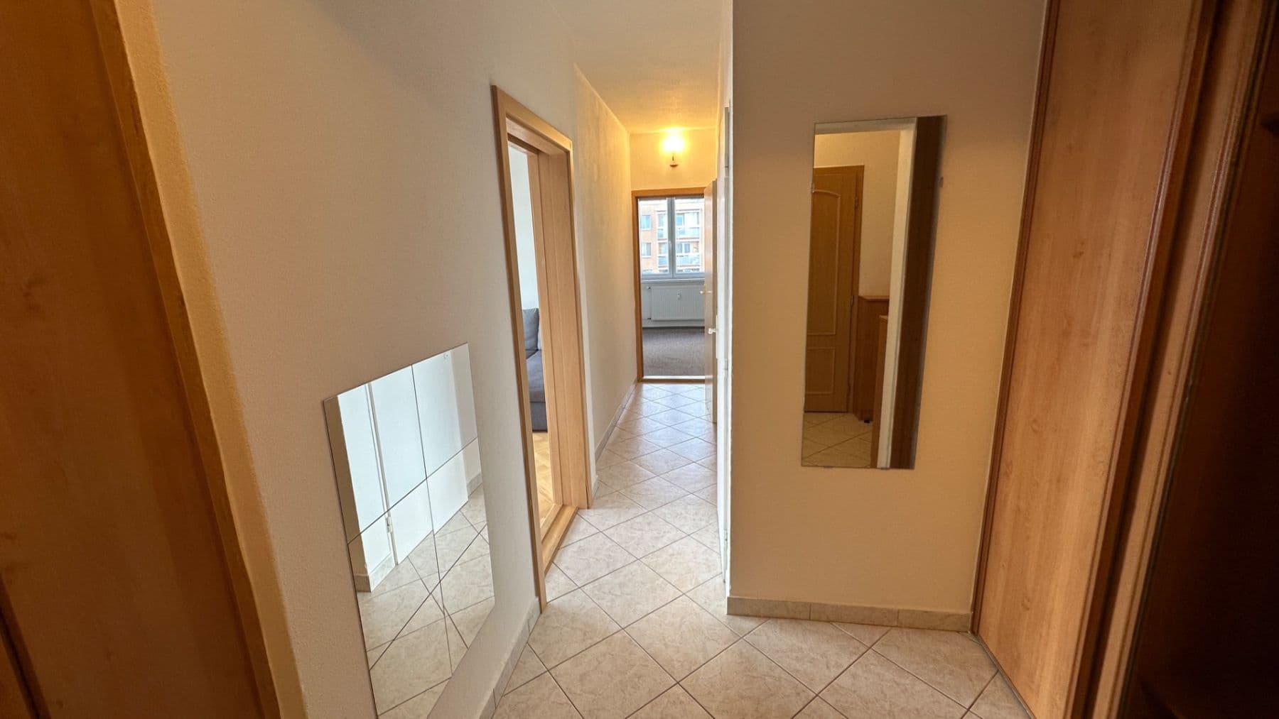Prenájom bytu 3-izbový 75 m², Dunajská, Brno, Jihomoravský kraj Prenájom bytu 3-izbový 75 m², Dunajská, Brno, Jihomoravský kraj