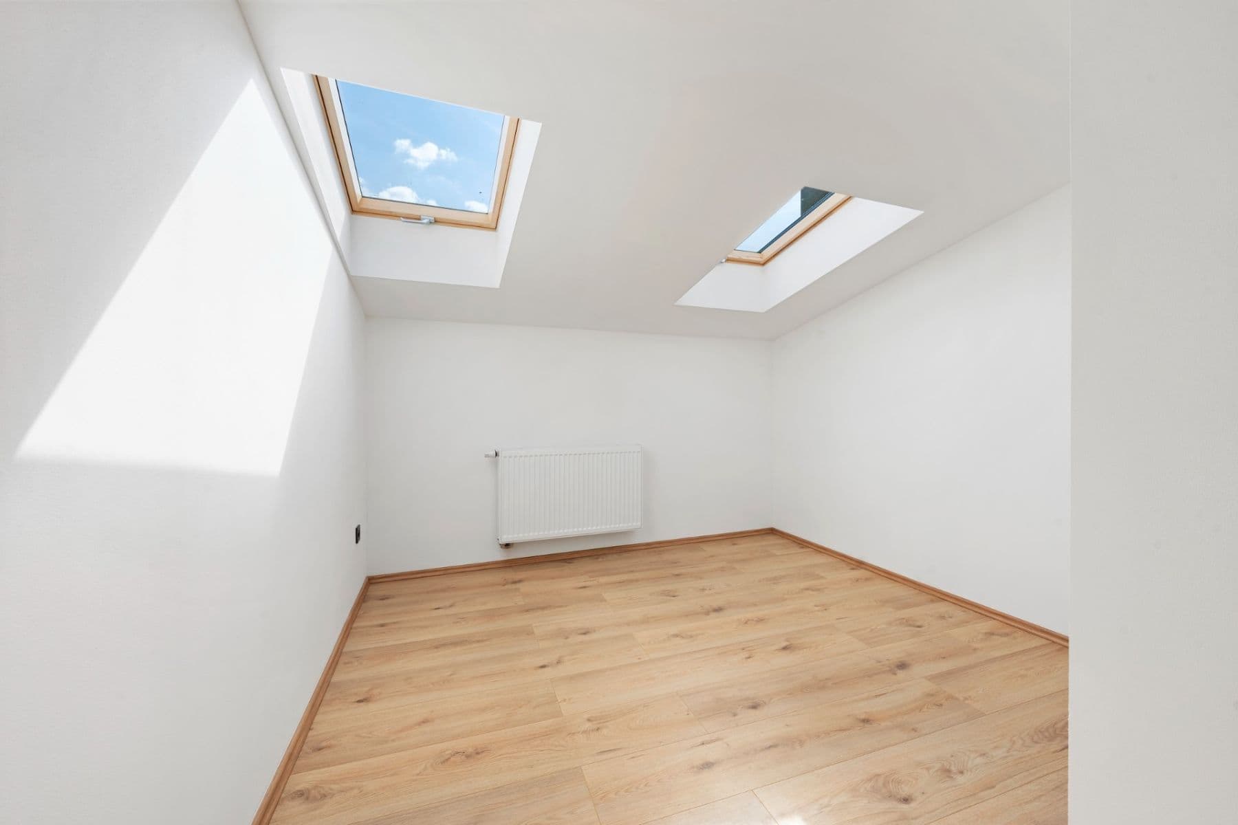 Predaj bytu 3-izbový 91 m², Čebín, Jihomoravský kraj Predaj bytu 3-izbový 91 m², Čebín, Jihomoravský kraj