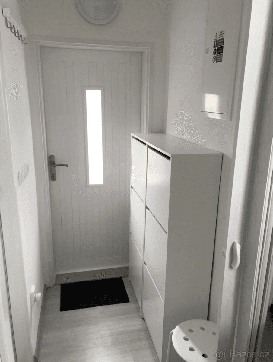 Prenájom bytu 4-izbový 100 m², Na Včelíně, Zlín, Zlínský kraj Prenájom bytu 4-izbový 100 m², Na Včelíně, Zlín, Zlínský kraj