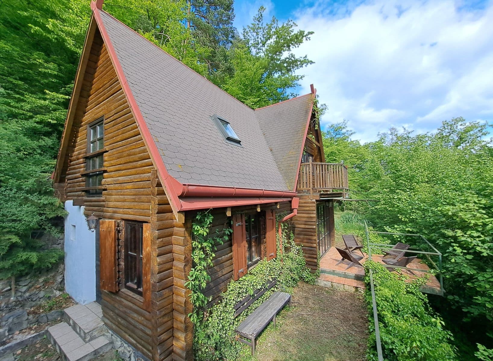 Predaj rekreačného objektu 74 m², pozemek 1.140 m², Kaliště, Středočeský kraj Predaj rekreačného objektu 74 m², pozemek 1.140 m², Kaliště, Středočeský kraj