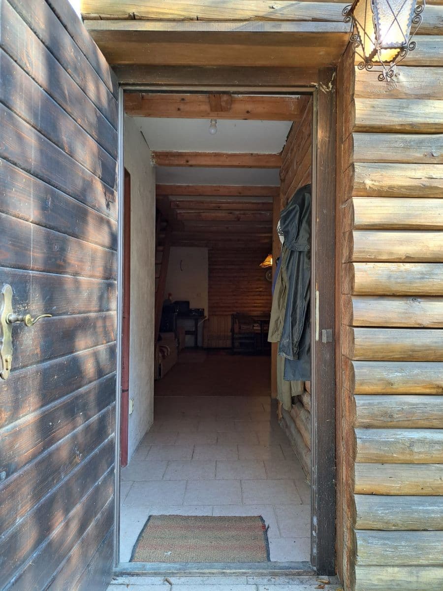 Predaj rekreačného objektu 74 m², pozemek 1.140 m², Kaliště, Středočeský kraj Predaj rekreačného objektu 74 m², pozemek 1.140 m², Kaliště, Středočeský kraj