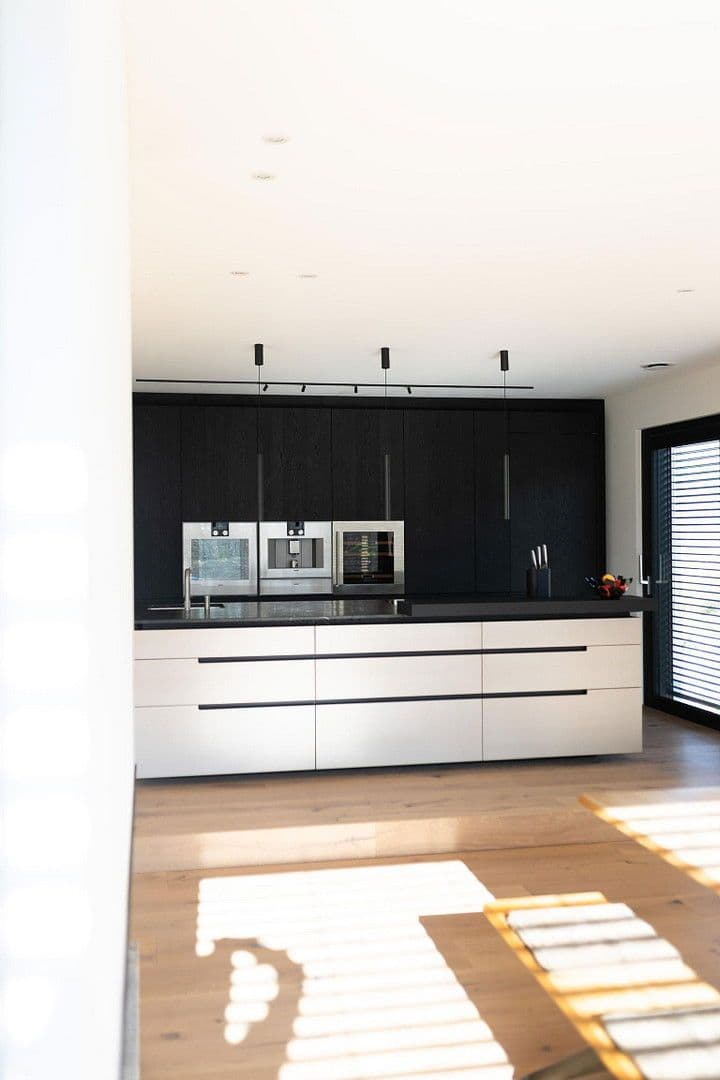 Predaj domu 253 m², pozemek 562 m², Olpe, Severné Porýnie - Westfálsko Predaj domu 253 m², pozemek 562 m², Olpe, Severné Porýnie - Westfálsko