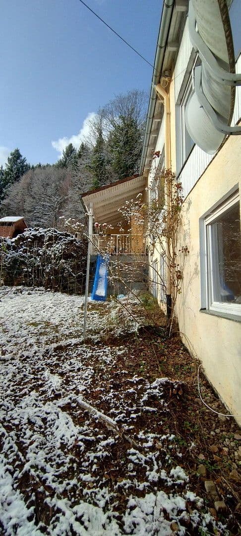 Predaj domu 253 m², pozemek 6.000 m², Ziegelhüttenstr 130, Bad Wildbad, Bádensko-Wurttembersko Predaj domu 253 m², pozemek 6.000 m², Ziegelhüttenstr 130, Bad Wildbad, Bádensko-Wurttembersko