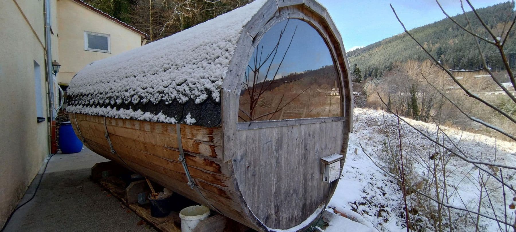 Predaj domu 253 m², pozemek 6.000 m², Ziegelhüttenstr 130, Bad Wildbad, Bádensko-Wurttembersko Predaj domu 253 m², pozemek 6.000 m², Ziegelhüttenstr 130, Bad Wildbad, Bádensko-Wurttembersko