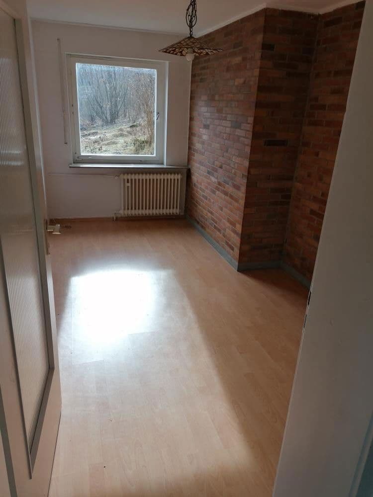 Predaj domu 253 m², pozemek 6.000 m², Ziegelhüttenstr 130, Bad Wildbad, Bádensko-Wurttembersko Predaj domu 253 m², pozemek 6.000 m², Ziegelhüttenstr 130, Bad Wildbad, Bádensko-Wurttembersko