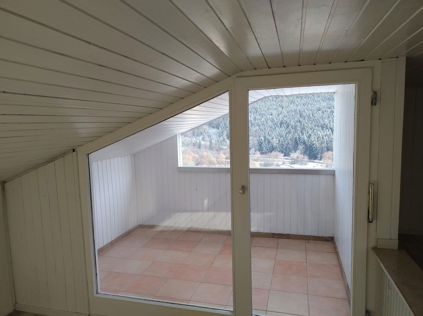 Predaj domu 253 m², pozemek 6.000 m², Ziegelhüttenstr 130, Bad Wildbad, Bádensko-Wurttembersko Predaj domu 253 m², pozemek 6.000 m², Ziegelhüttenstr 130, Bad Wildbad, Bádensko-Wurttembersko