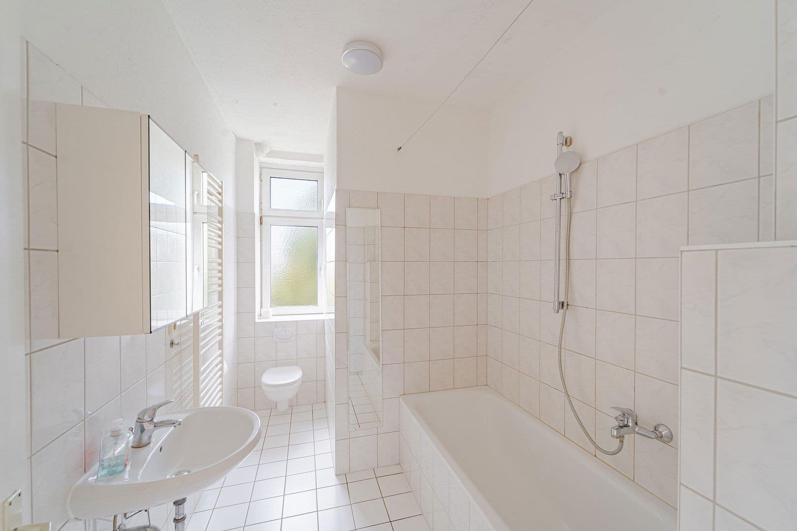 Predaj domu 111 m², Schwartauer Allee 121, Lübeck, Šlezvicko-Holštajnsko Predaj domu 111 m², Schwartauer Allee 121, Lübeck, Šlezvicko-Holštajnsko