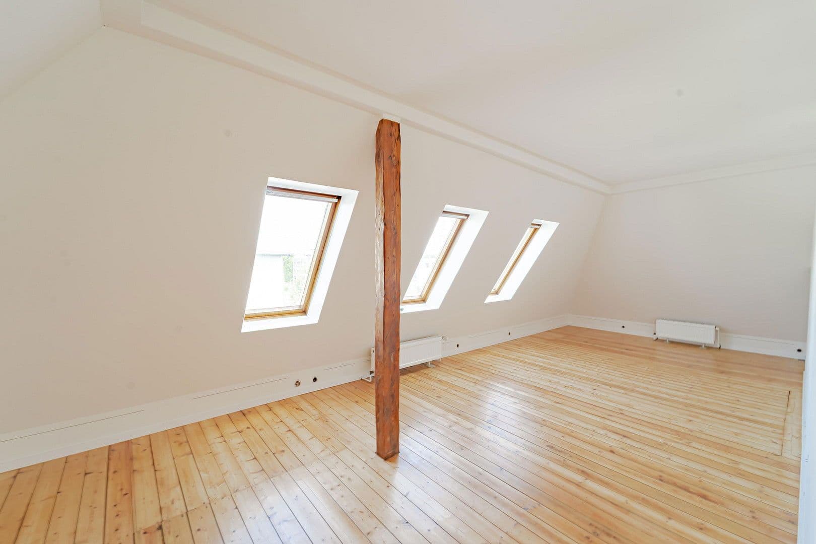 Predaj bytu 3-izbový 110 m², Schwartauer Allee 121a, Lübeck, Šlezvicko-Holštajnsko Predaj bytu 3-izbový 110 m², Schwartauer Allee 121a, Lübeck, Šlezvicko-Holštajnsko