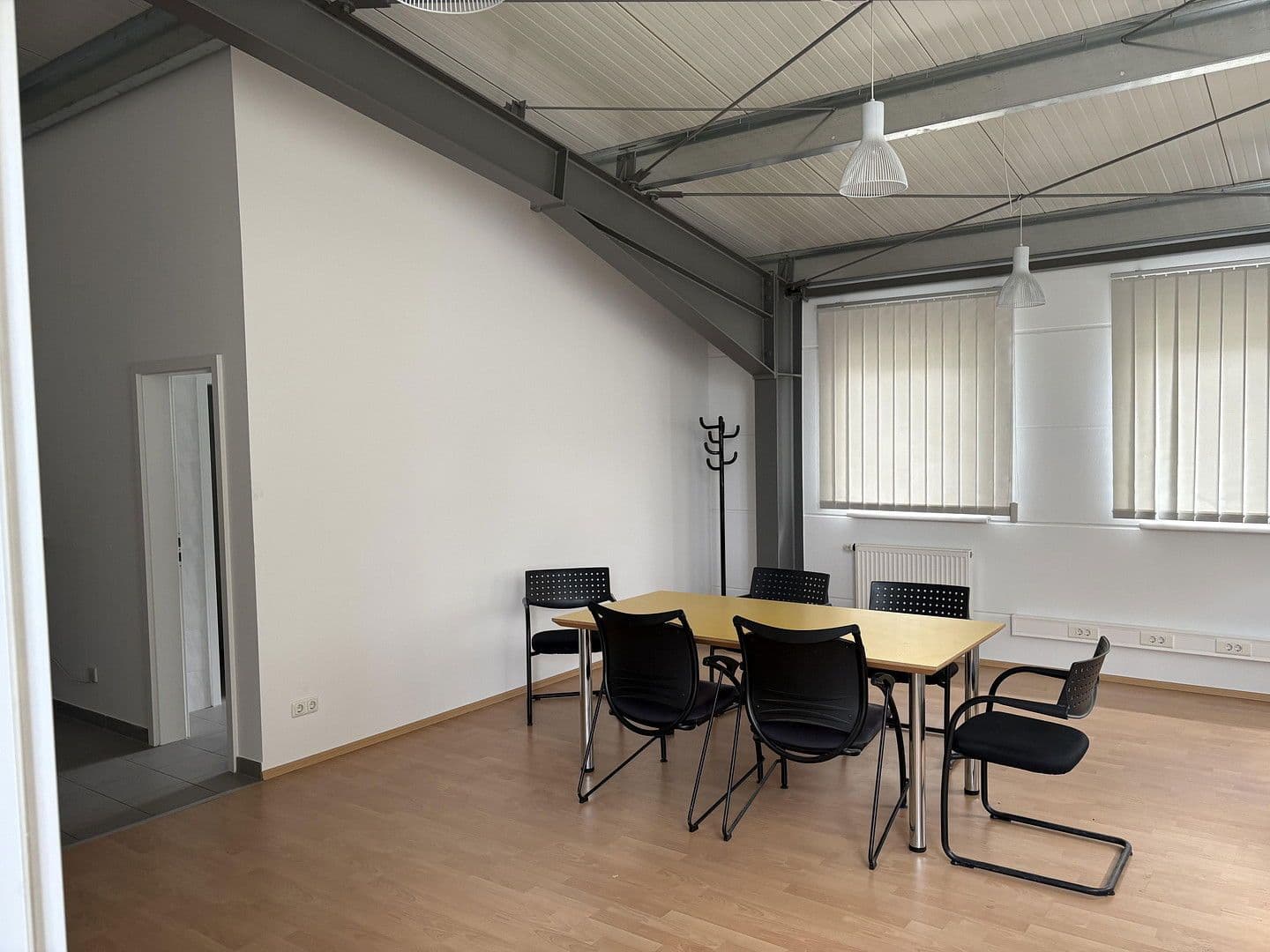 Predaj nebytového priestoru 1.266 m², Rheinstrasse 63, Bensheim, Hesensko Predaj nebytového priestoru 1.266 m², Rheinstrasse 63, Bensheim, Hesensko