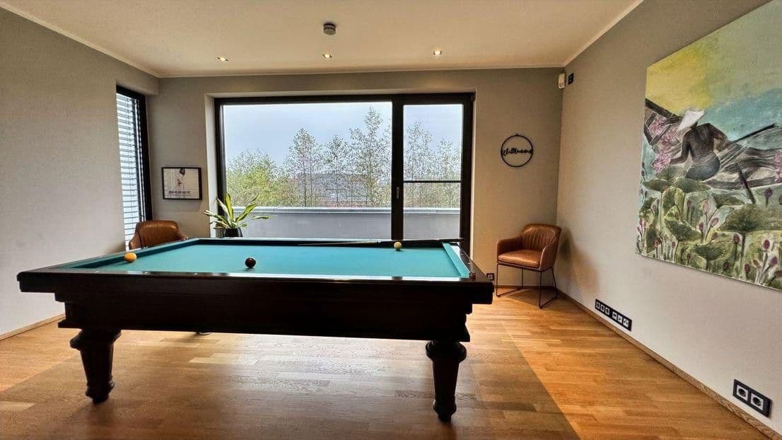 Predaj domu 362 m², pozemek 1.325 m², Muenster, Severné Porýnie - Westfálsko Predaj domu 362 m², pozemek 1.325 m², Muenster, Severné Porýnie - Westfálsko