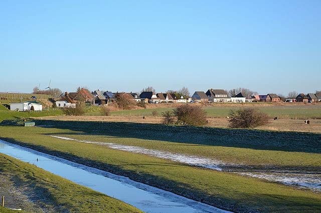 Predaj domu 480 m², pozemek 1.460 m², Nordstrand, Šlezvicko-Holštajnsko Predaj domu 480 m², pozemek 1.460 m², Nordstrand, Šlezvicko-Holštajnsko