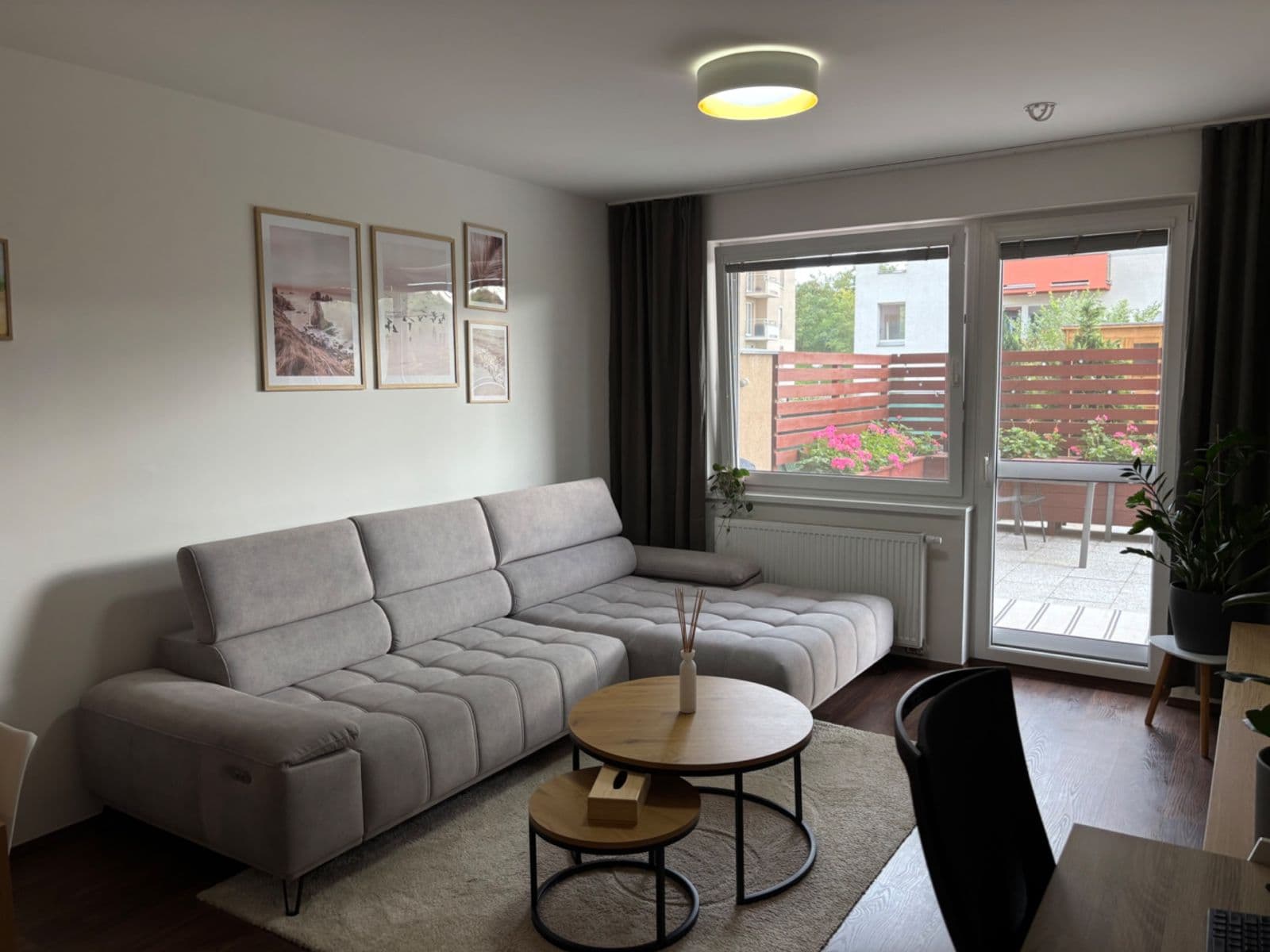 Prenájom bytu 2-izbový 62 m², Modenská, Praha, Praha Prenájom bytu 2-izbový 62 m², Modenská, Praha, Praha