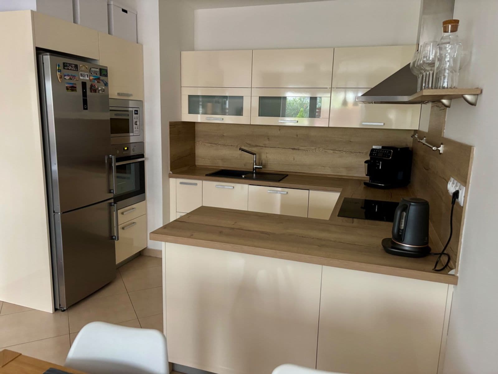 Prenájom bytu 2-izbový 62 m², Modenská, Praha, Praha Prenájom bytu 2-izbový 62 m², Modenská, Praha, Praha