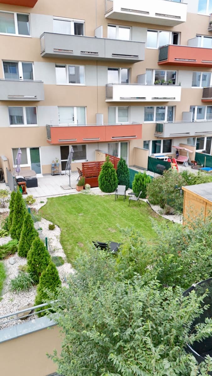 Prenájom bytu 2-izbový 62 m², Modenská, Praha, Praha Prenájom bytu 2-izbový 62 m², Modenská, Praha, Praha