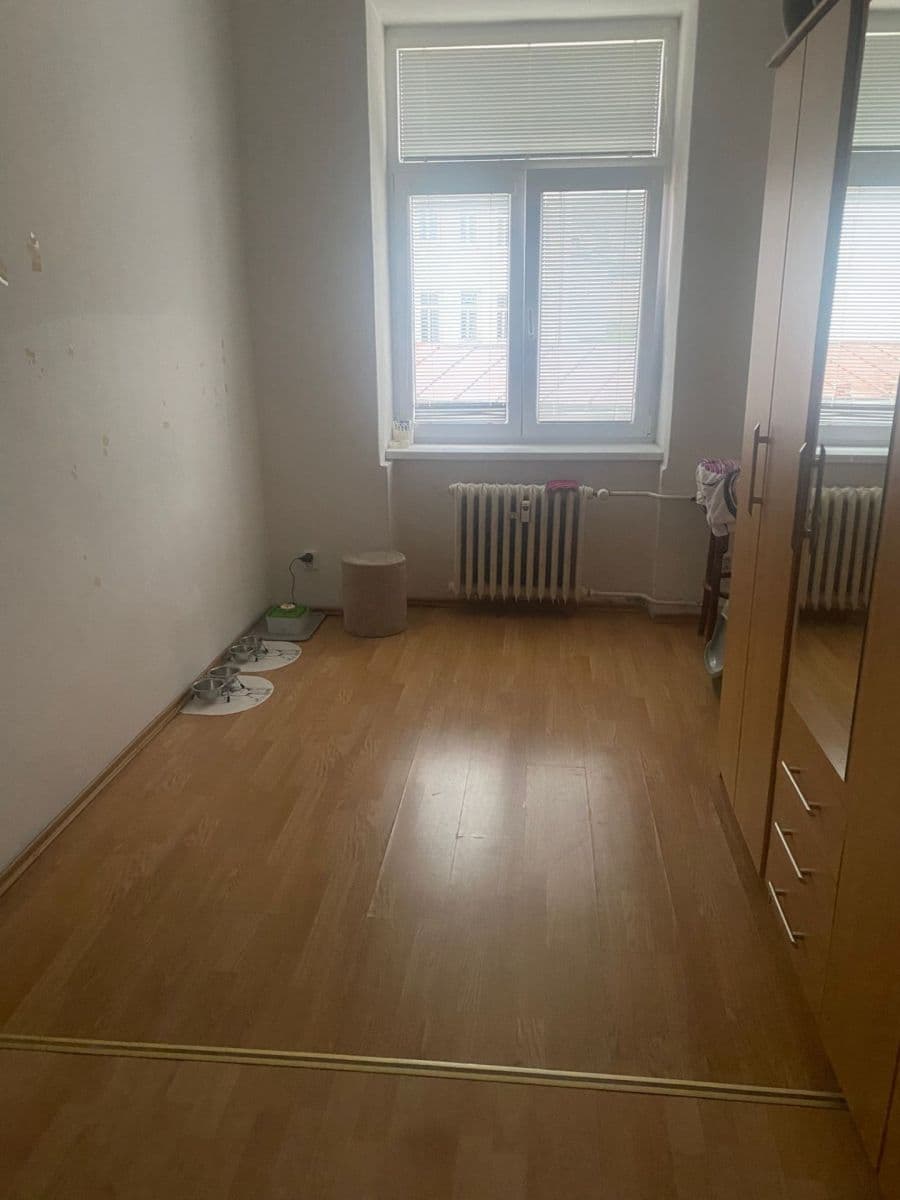 Prenájom bytu 3-izbový 68 m², Husova, Jeseník, Olomoucký kraj Prenájom bytu 3-izbový 68 m², Husova, Jeseník, Olomoucký kraj