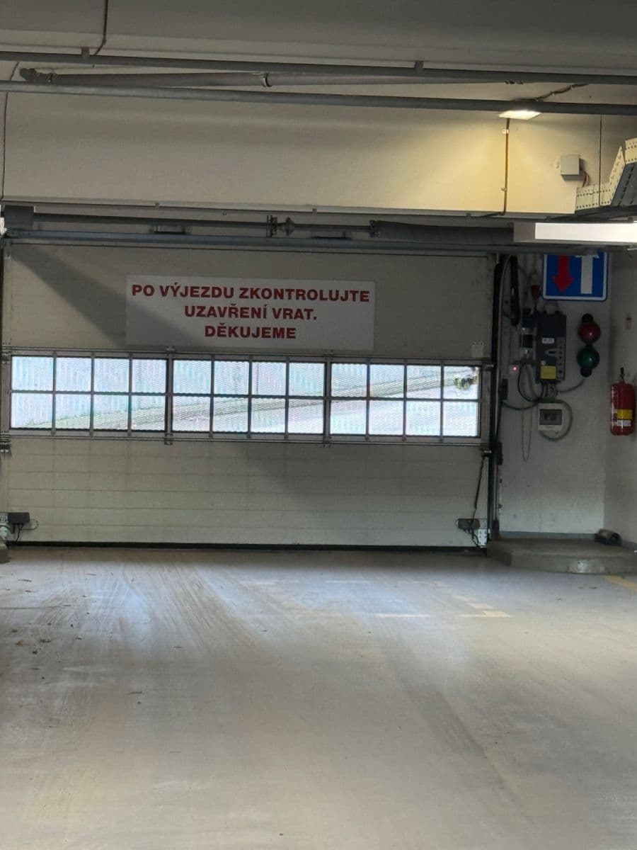 Predaj garáže 31 m², Březenská, Praha, Praha Predaj garáže 31 m², Březenská, Praha, Praha