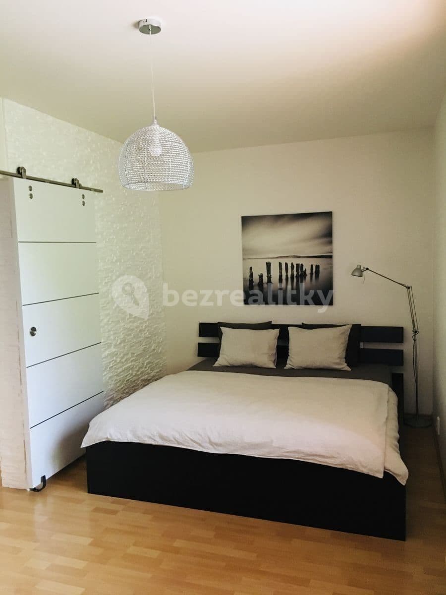 Predaj bytu 2-izbový 62 m², Jeremenkova, Praha, Praha Predaj bytu 2-izbový 62 m², Jeremenkova, Praha, Praha