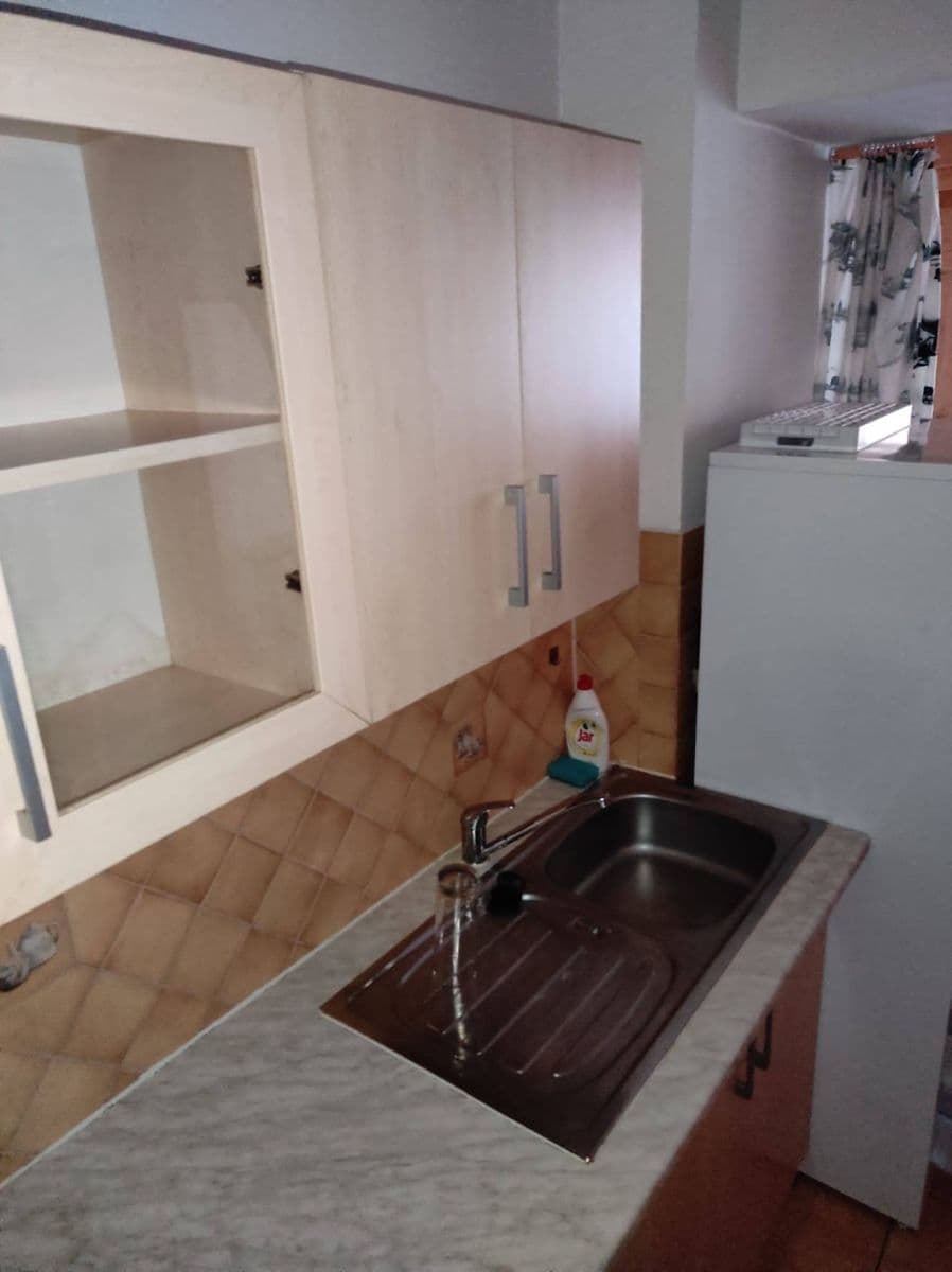 Prenájom bytu 1-izbový 35 m², Králova výšina, Ústí nad Labem, Ústecký kraj Prenájom bytu 1-izbový 35 m², Králova výšina, Ústí nad Labem, Ústecký kraj