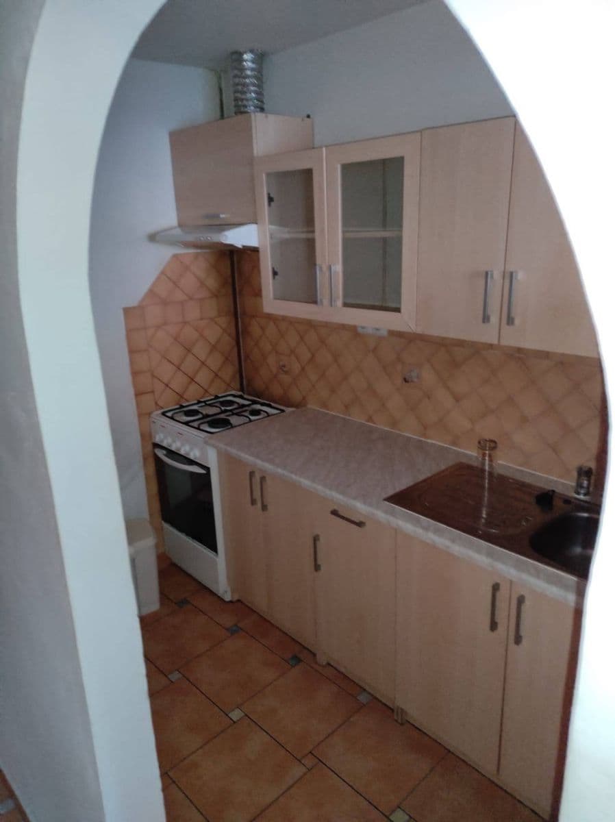 Prenájom bytu 1-izbový 35 m², Králova výšina, Ústí nad Labem, Ústecký kraj Prenájom bytu 1-izbový 35 m², Králova výšina, Ústí nad Labem, Ústecký kraj