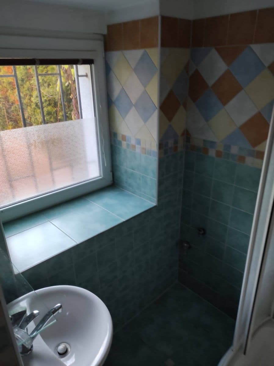 Prenájom bytu 1-izbový 35 m², Králova výšina, Ústí nad Labem, Ústecký kraj Prenájom bytu 1-izbový 35 m², Králova výšina, Ústí nad Labem, Ústecký kraj