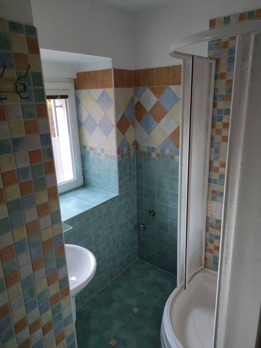 Prenájom bytu 1-izbový 35 m², Králova výšina, Ústí nad Labem, Ústecký kraj Prenájom bytu 1-izbový 35 m², Králova výšina, Ústí nad Labem, Ústecký kraj