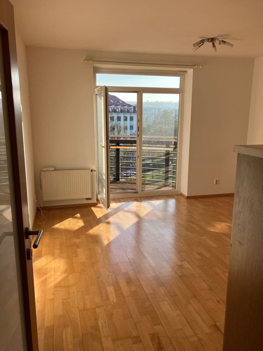Predaj bytu 2-izbový 53 m², Nepilova, Praha, Praha Predaj bytu 2-izbový 53 m², Nepilova, Praha, Praha