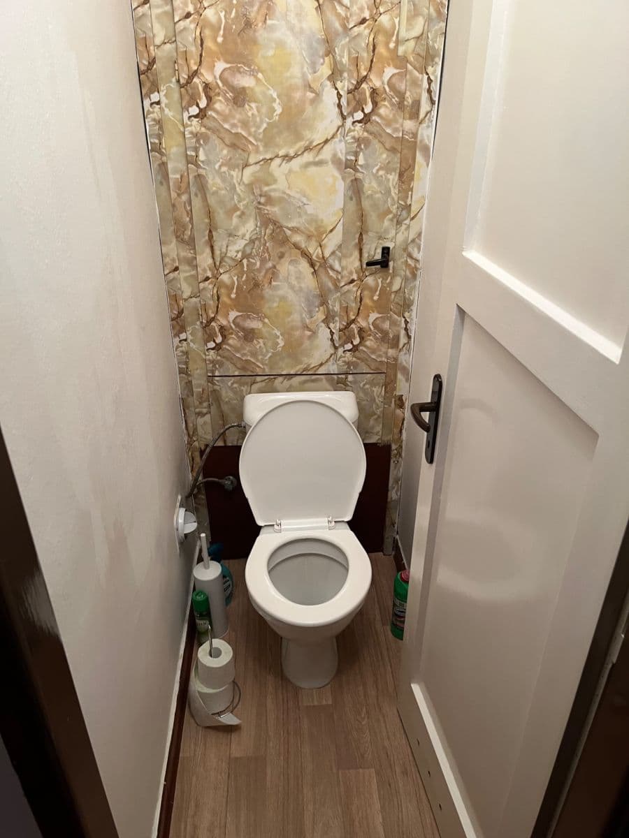 Prenájom bytu 2-izbový 55 m², Křižná, Valašské Meziříčí, Zlínský kraj Prenájom bytu 2-izbový 55 m², Křižná, Valašské Meziříčí, Zlínský kraj