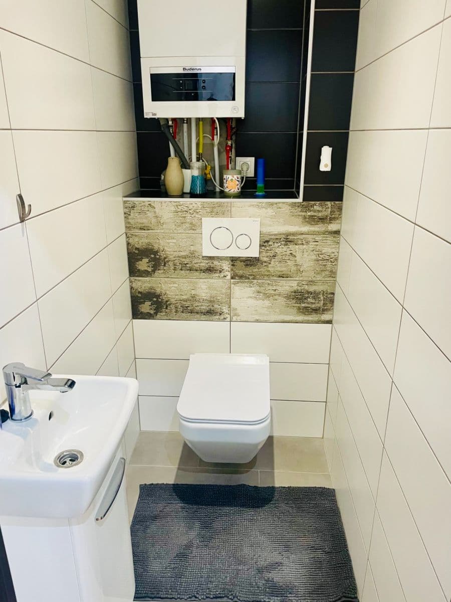 Prenájom bytu 3-izbový 69 m², Športová, Nové Mesto nad Váhom, Trenčiansky kraj Prenájom bytu 3-izbový 69 m², Športová, Nové Mesto nad Váhom, Trenčiansky kraj