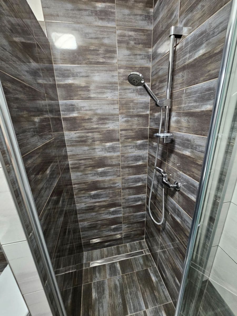 Prenájom bytu 1-izbový 24 m², Vrapická, Kladno, Středočeský kraj Prenájom bytu 1-izbový 24 m², Vrapická, Kladno, Středočeský kraj