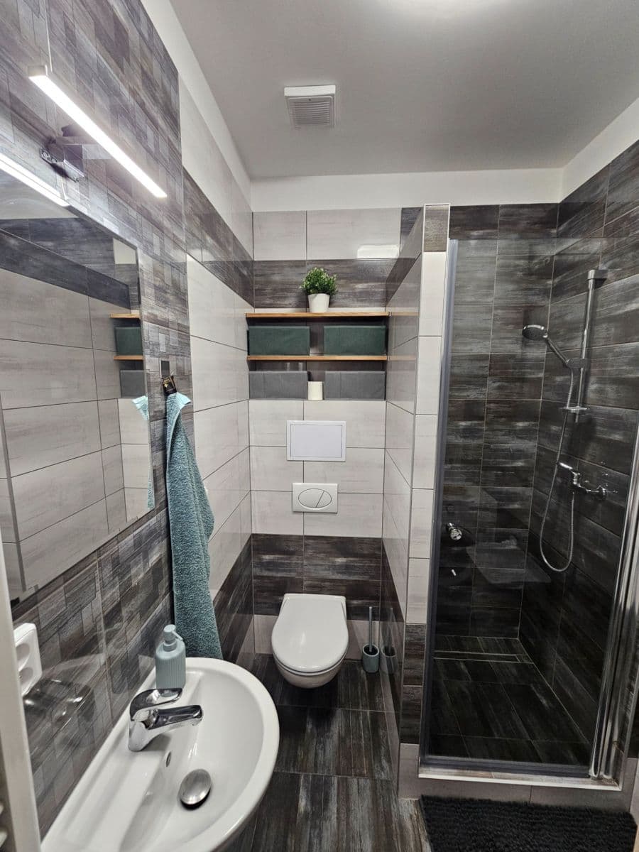 Prenájom bytu 1-izbový 24 m², Vrapická, Kladno, Středočeský kraj Prenájom bytu 1-izbový 24 m², Vrapická, Kladno, Středočeský kraj