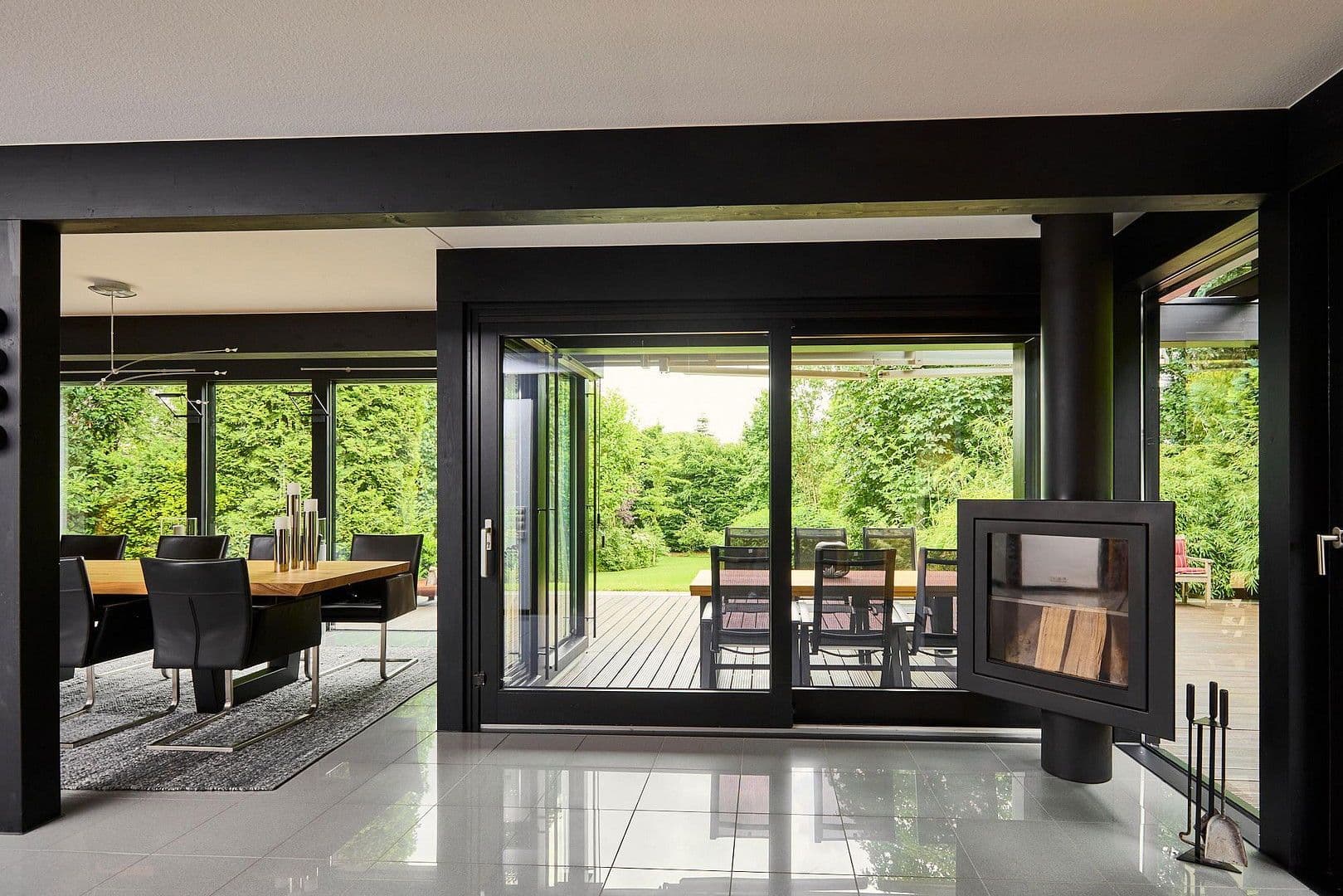 Predaj domu 315 m², pozemek 1.845 m², Detmold, Severné Porýnie - Westfálsko Predaj domu 315 m², pozemek 1.845 m², Detmold, Severné Porýnie - Westfálsko