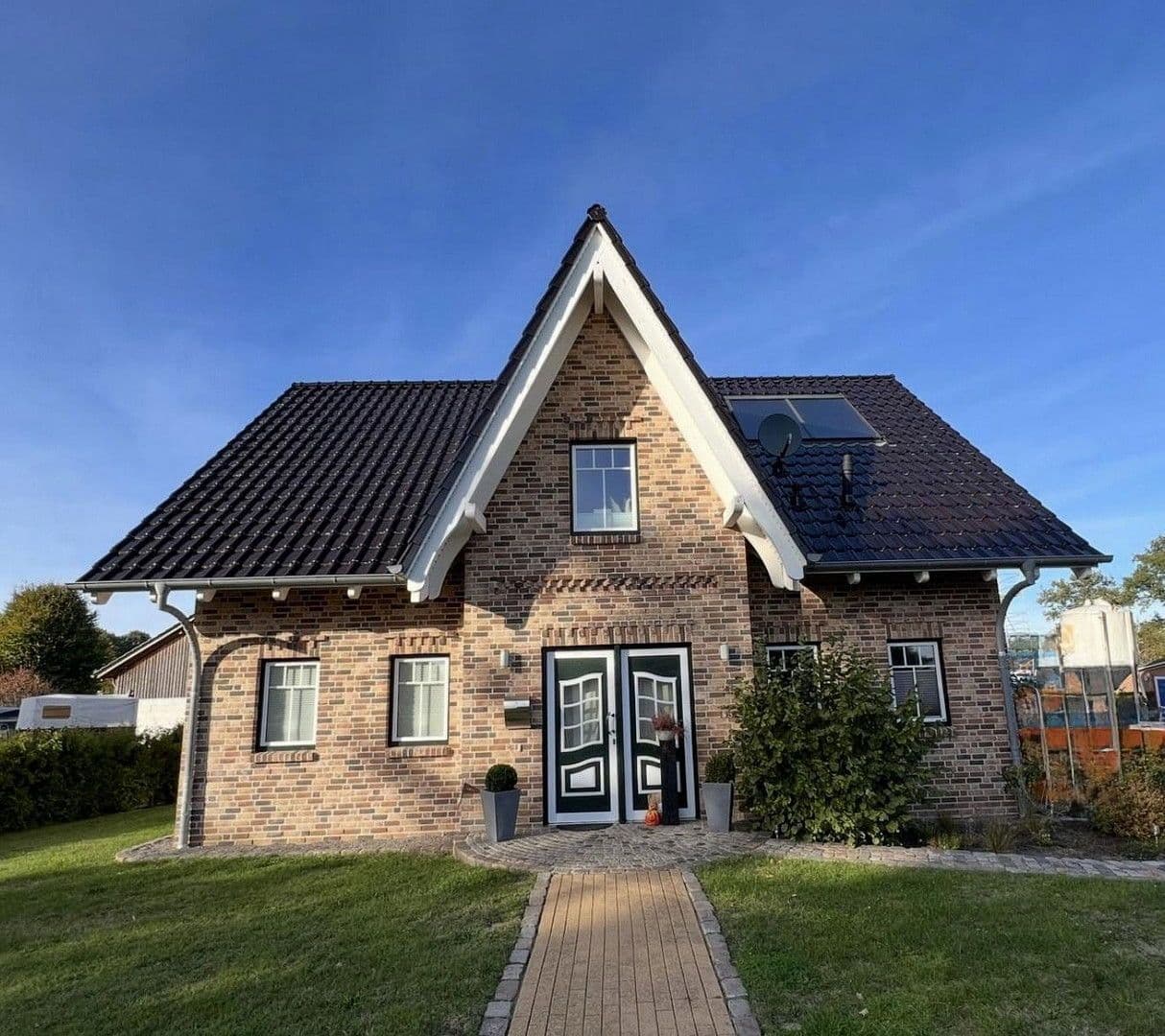 Prenájom domu 145 m², pozemek 700 m², Hasenkrug, Šlezvicko-Holštajnsko Prenájom domu 145 m², pozemek 700 m², Hasenkrug, Šlezvicko-Holštajnsko