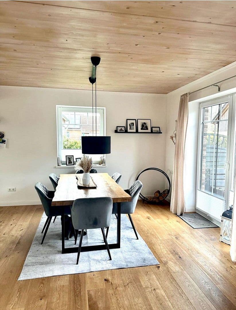 Prenájom domu 145 m², pozemek 700 m², Hasenkrug, Šlezvicko-Holštajnsko Prenájom domu 145 m², pozemek 700 m², Hasenkrug, Šlezvicko-Holštajnsko