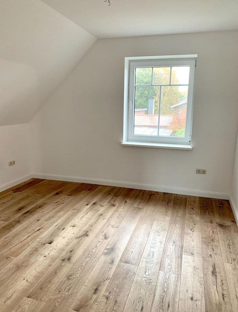 Prenájom domu 145 m², pozemek 700 m², Hasenkrug, Šlezvicko-Holštajnsko Prenájom domu 145 m², pozemek 700 m², Hasenkrug, Šlezvicko-Holštajnsko