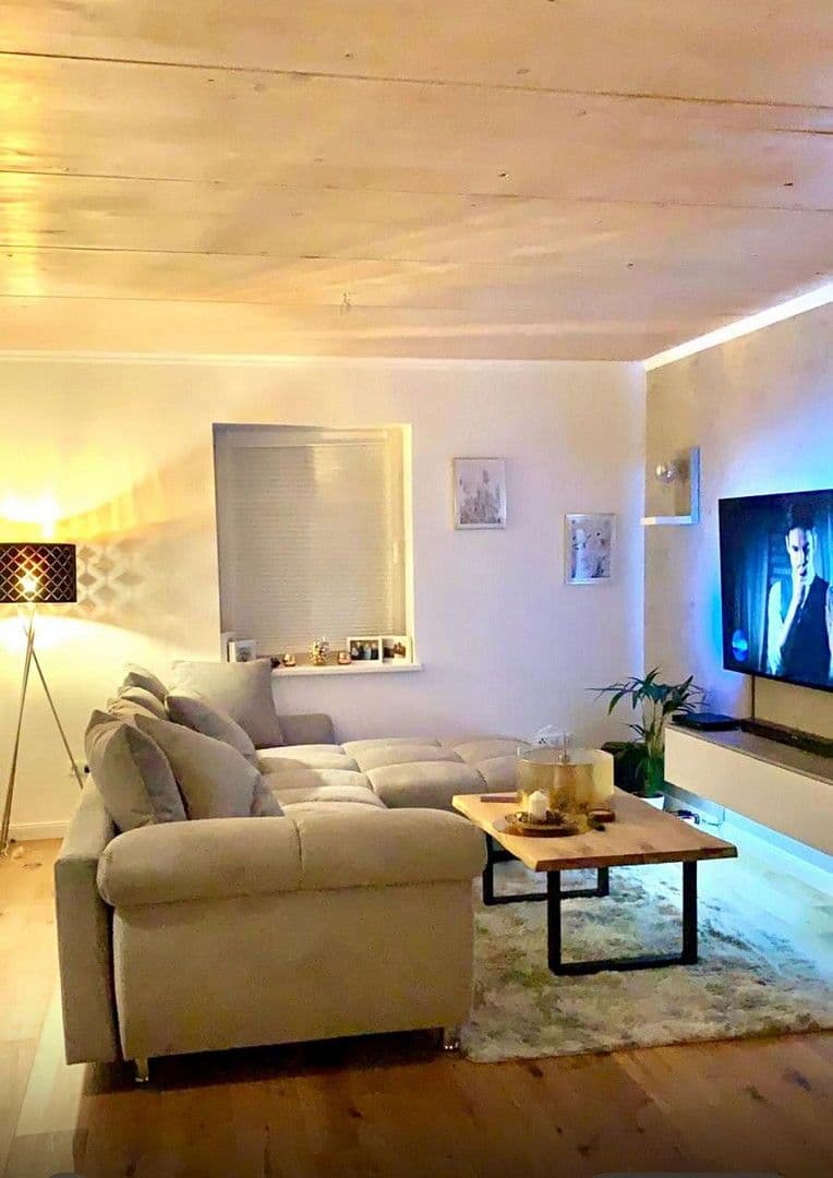 Prenájom domu 145 m², pozemek 700 m², Hasenkrug, Šlezvicko-Holštajnsko Prenájom domu 145 m², pozemek 700 m², Hasenkrug, Šlezvicko-Holštajnsko