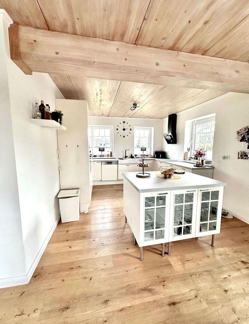 Prenájom domu 145 m², pozemek 700 m², Hasenkrug, Šlezvicko-Holštajnsko Prenájom domu 145 m², pozemek 700 m², Hasenkrug, Šlezvicko-Holštajnsko