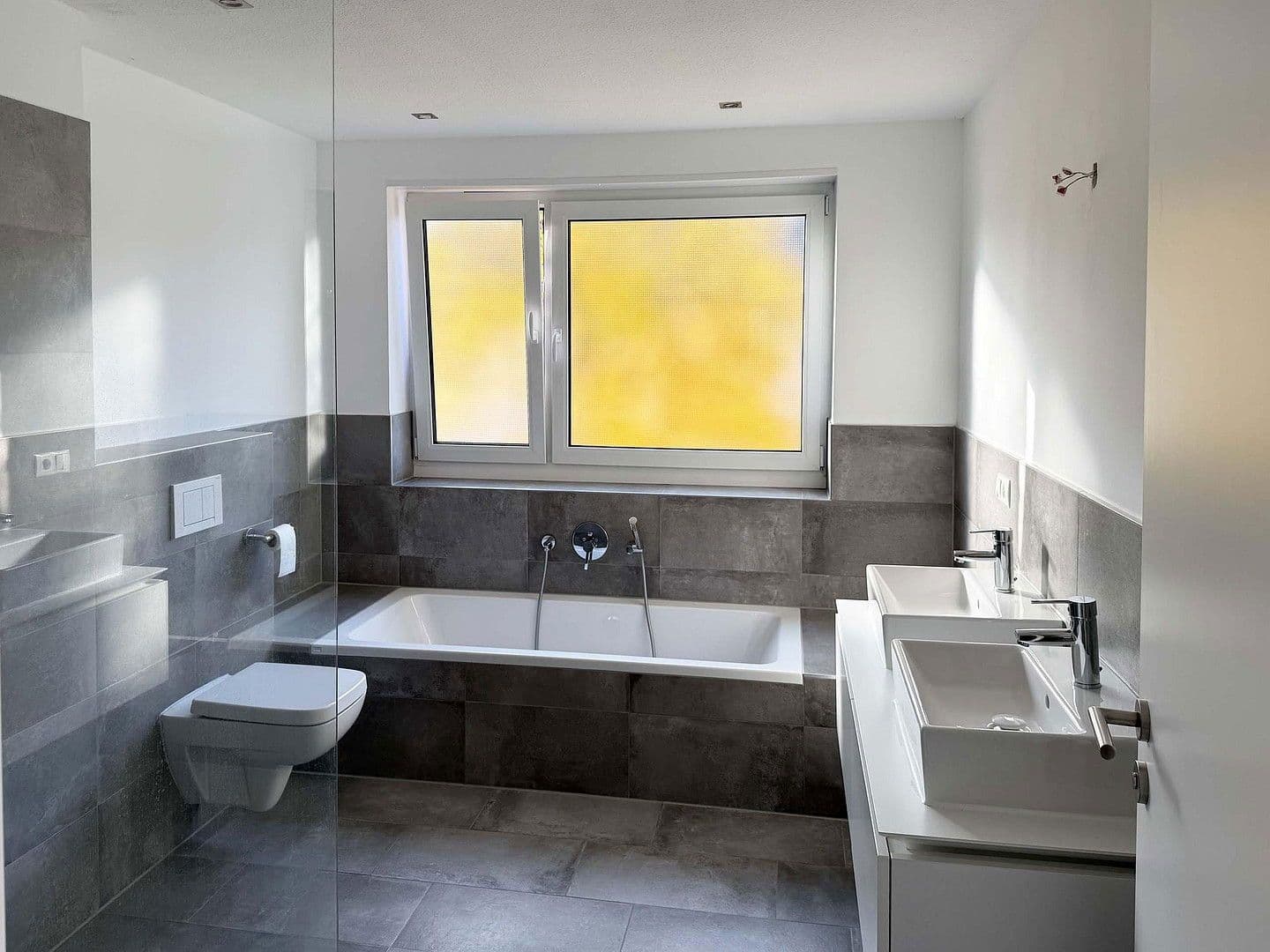 Predaj domu 154 m², pozemek 255 m², Eichenstraße 8i, Ludwigshafen, Porýnie-Falcko Predaj domu 154 m², pozemek 255 m², Eichenstraße 8i, Ludwigshafen, Porýnie-Falcko