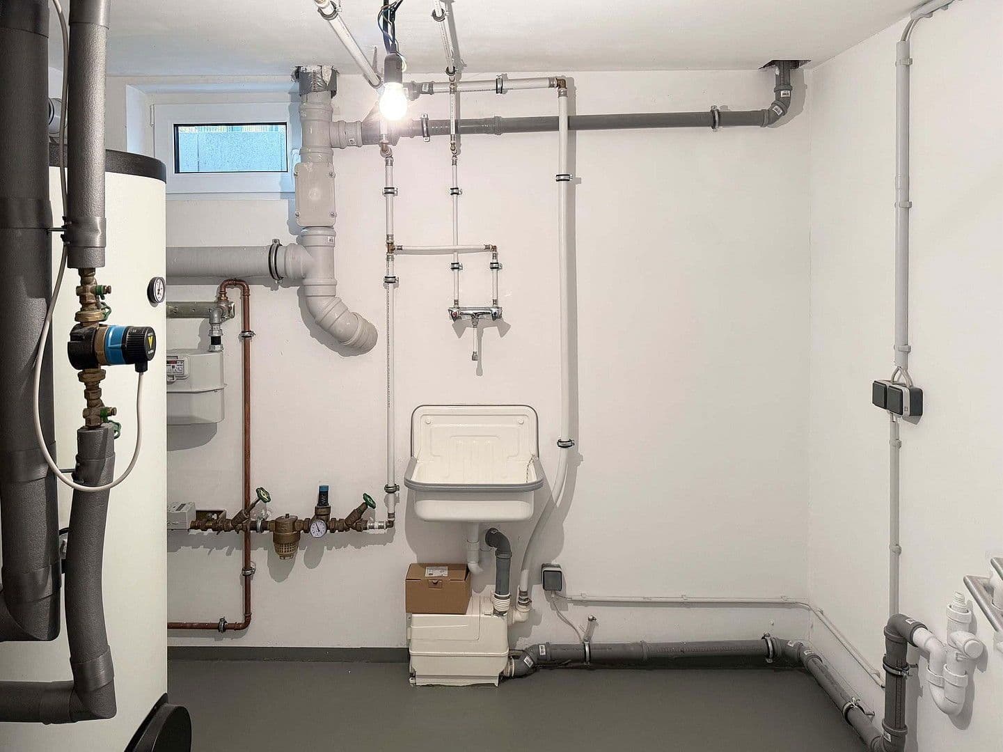 Predaj domu 154 m², pozemek 255 m², Eichenstraße 8i, Ludwigshafen, Porýnie-Falcko Predaj domu 154 m², pozemek 255 m², Eichenstraße 8i, Ludwigshafen, Porýnie-Falcko