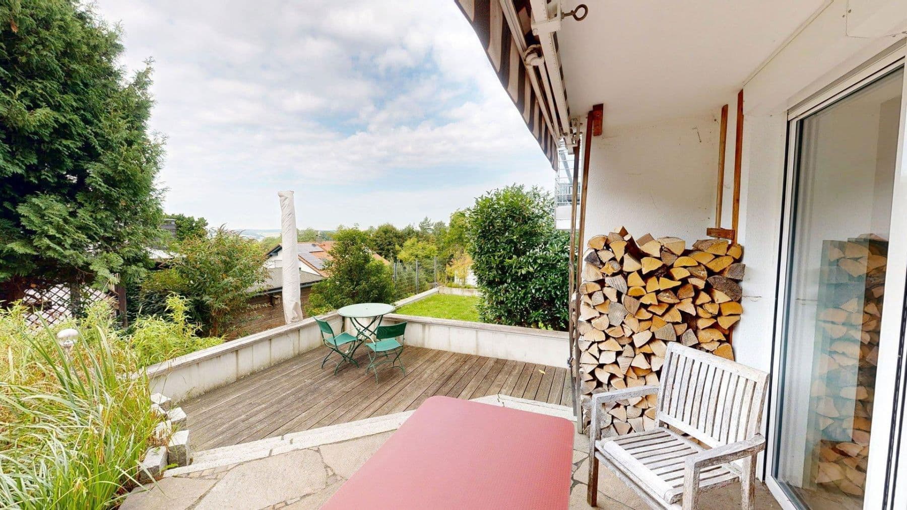 Predaj domu 315 m², pozemek 630 m², Kranzberg, Bavorsko Predaj domu 315 m², pozemek 630 m², Kranzberg, Bavorsko