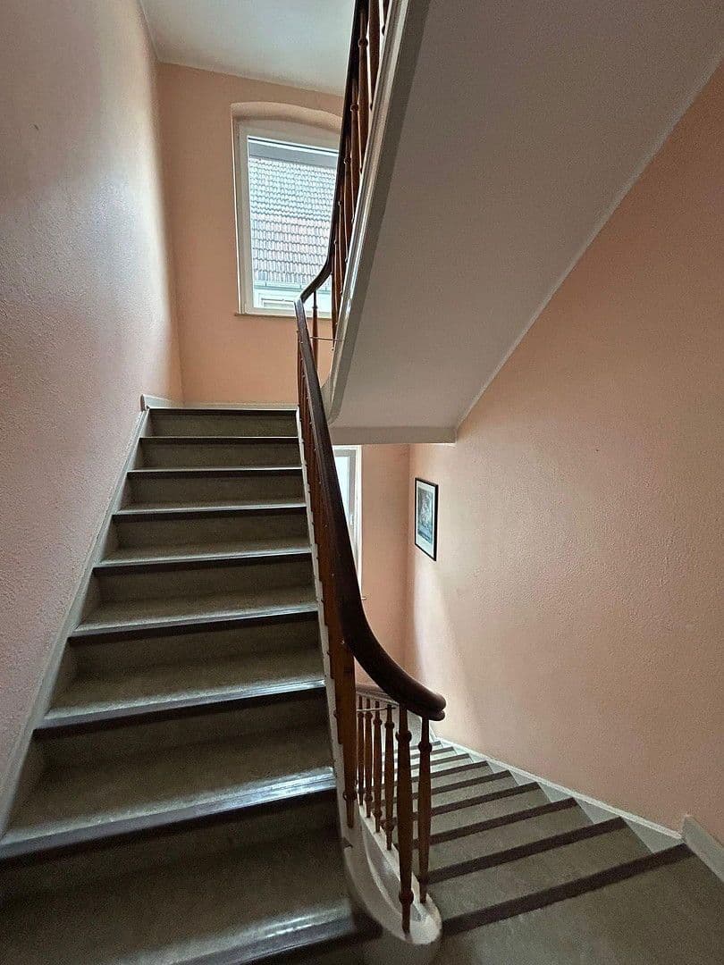 Prenájom bytu 5-izbový 122 m², Mühlenstr. 90, Bielefeld, Severné Porýnie - Westfálsko Prenájom bytu 5-izbový 122 m², Mühlenstr. 90, Bielefeld, Severné Porýnie - Westfálsko