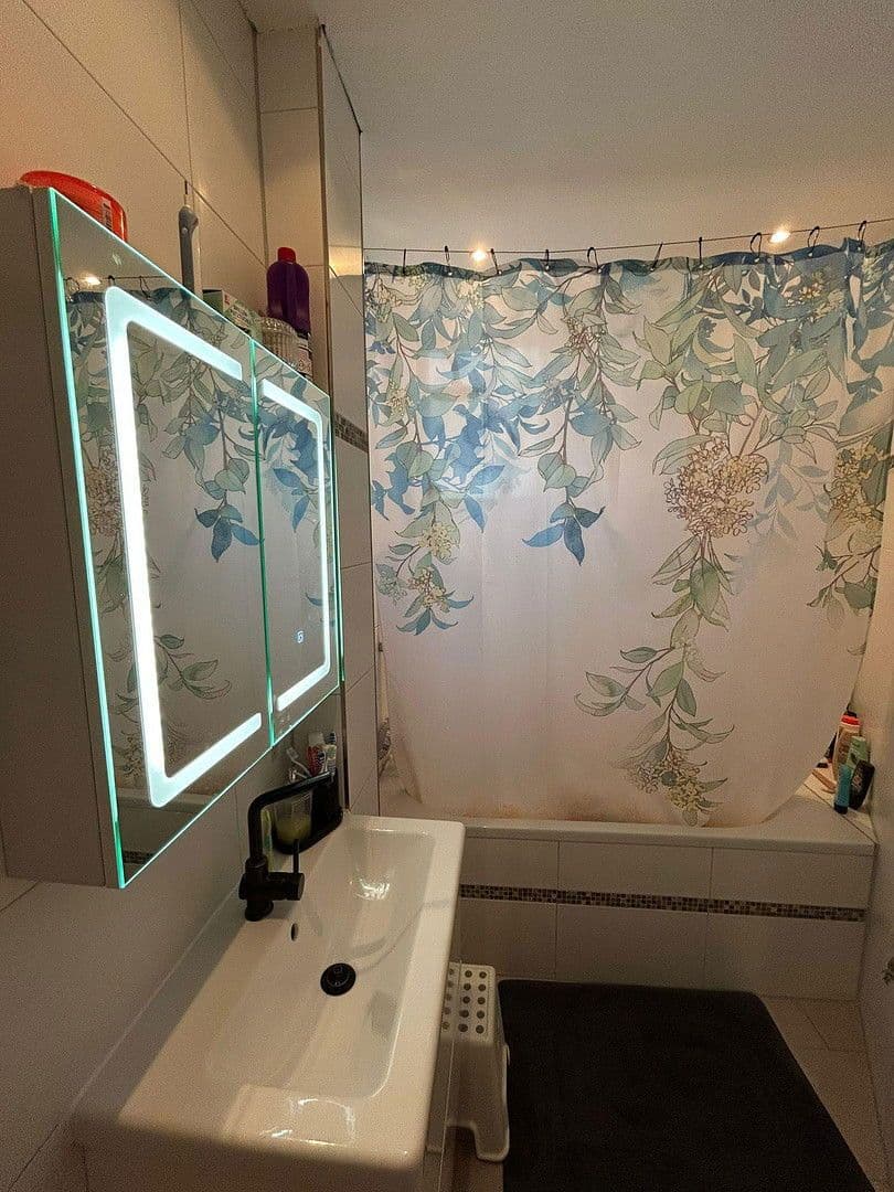 Prenájom bytu 5-izbový 122 m², Mühlenstr. 90, Bielefeld, Severné Porýnie - Westfálsko Prenájom bytu 5-izbový 122 m², Mühlenstr. 90, Bielefeld, Severné Porýnie - Westfálsko