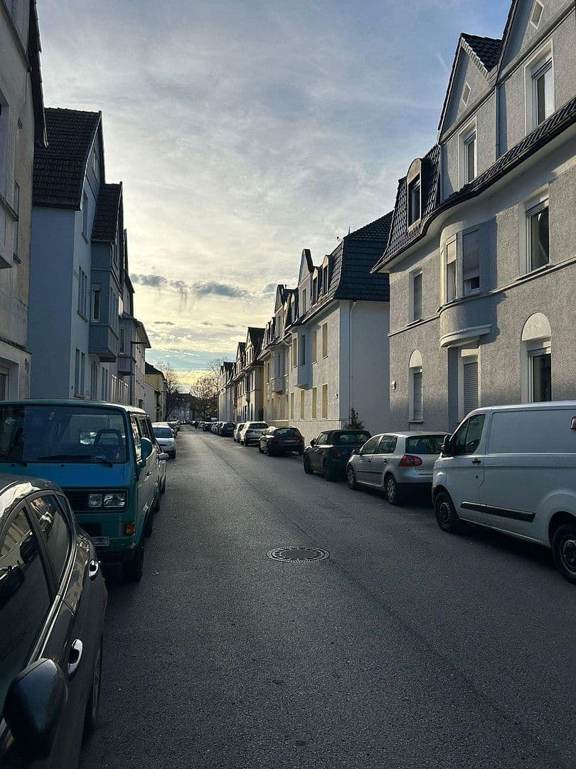 Prenájom bytu 5-izbový 122 m², Mühlenstr. 90, Bielefeld, Severné Porýnie - Westfálsko Prenájom bytu 5-izbový 122 m², Mühlenstr. 90, Bielefeld, Severné Porýnie - Westfálsko